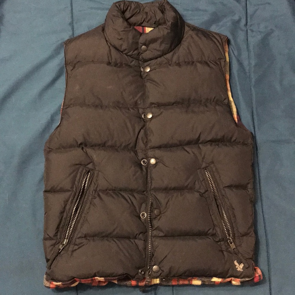 American Eagle puffy vest
